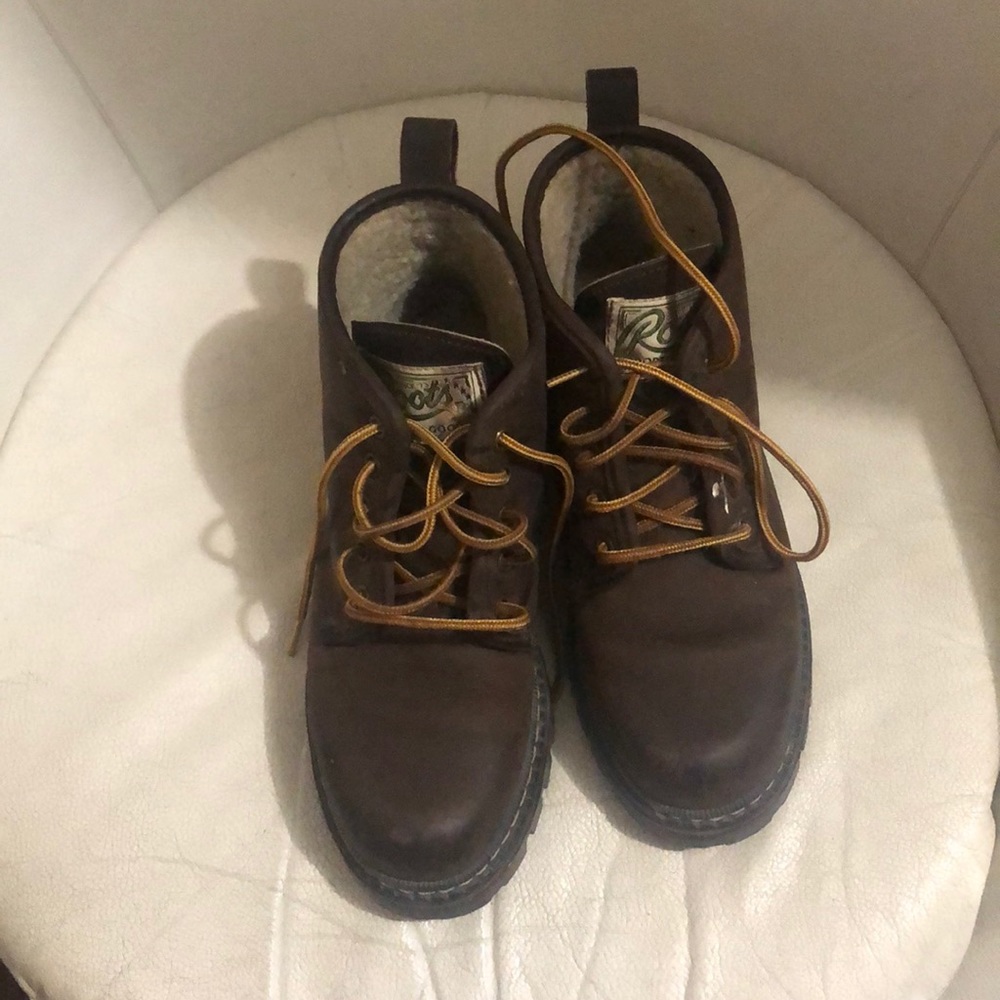 Roots Tuff boots vintage